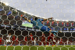 Сборная Испании потеряла шансы на выход в плей-офф ЧМ