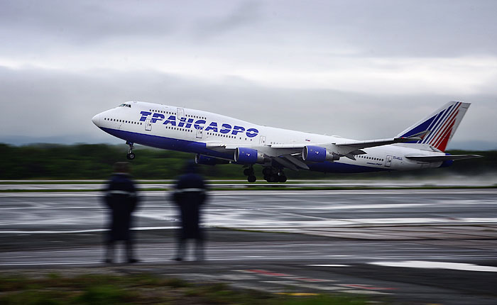 Киев обязал "Аэрофлот" и "Трансаэро" согласовывать каждый транзитный рейс