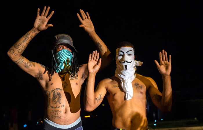 Полицейские застрелили еще одного афроамериканца в окрестностях Фергюсона