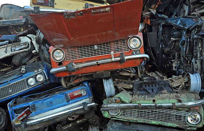Минпромторг возобновит программу утилизации автомобилей