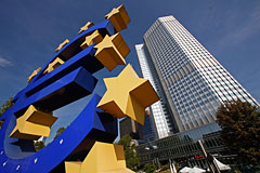 ЕЦБ снизил все процентные ставки до рекордных минимумов