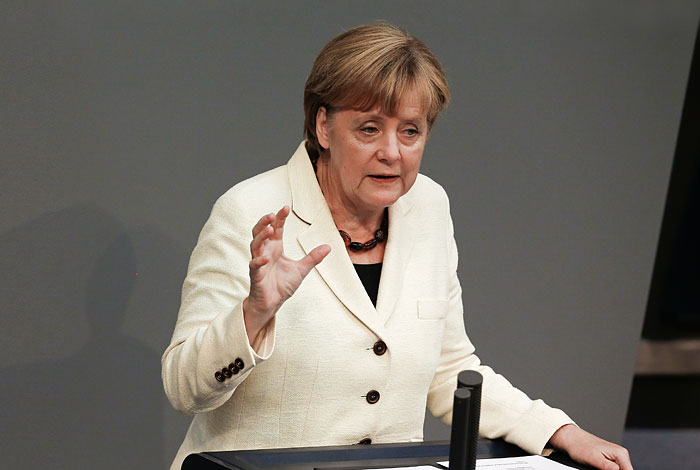 Меркель выступила за расширение санкций против России