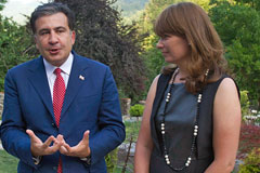 В Грузии арестовано имущество семьи Саакашвили