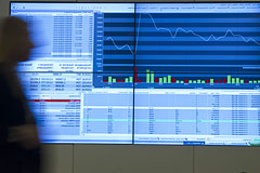 Индекс РТС опустился ниже 1100 пунктов впервые с 21 марта