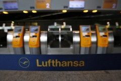  Lufthansa    