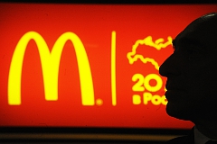 В России начата проверка почти половины ресторанов Mcdonald&#39;s