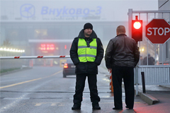 В связи с крушением самолета Falcon задержаны четыре сотрудника "Внуково"