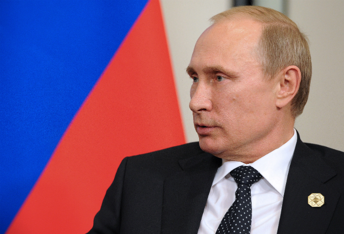 Путин призвал Запад не подрывать экономику Украины антироссийскими санкциями