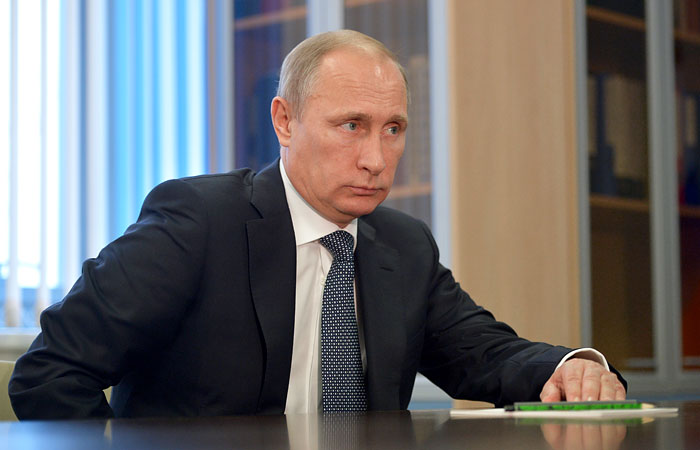 Путин приравнял к экстремизму призывы к свержению существующего строя