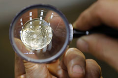 Евро взлетел выше 64 рублей