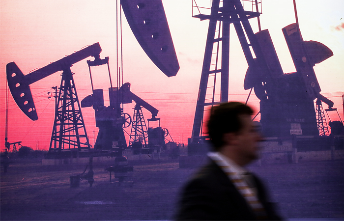 Цена нефти Brent упала до минимума за пять лет