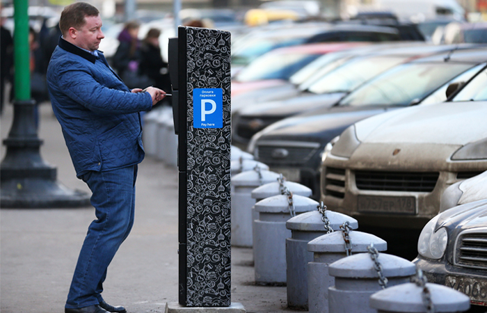 В Москве станет платной парковка еще на 25 улицах за пределами ТТК
