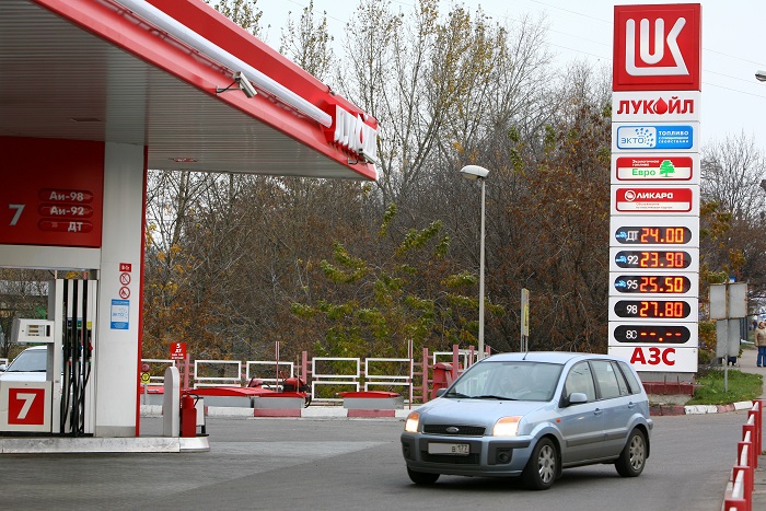Глава "Лукойла" объяснил связь между ценами на нефть и стоимостью бензина