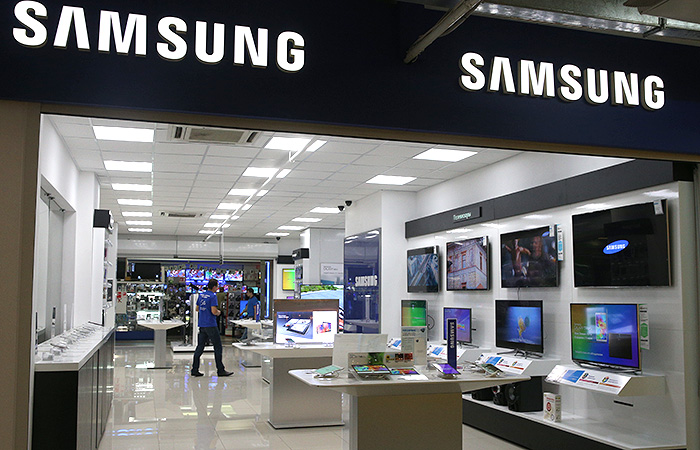 Samsung повысил цены на смартфоны и планшеты в России