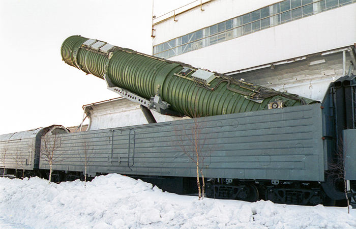 Россия приступила к созданию боевого железнодорожного ракетного комплекса "Баргузин"