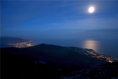 Киев объяснил причины отключения Крыма от поставок электричества