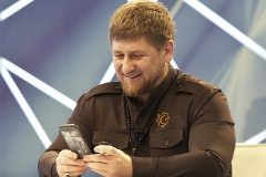 Кадыров заявил о готовности чеченских добровольцев выполнять приказы президента России