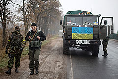 Жертвами ДТП на востоке Украины стали более десяти военных