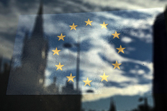 Евросоюз вернется к вопросу об антироссийских санкциях в марте