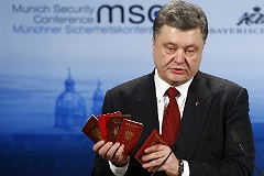 Порошенко отказался от ввода миротворцев на Украину
