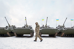Нацгвардия Украины начала наступление под Мариуполем