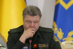 Киев сообщил о 60 случаях нарушения перемирия ополченцами за день