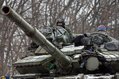 В ДНР согласились отводить тяжелые вооружения лишь синхронно с Киевом