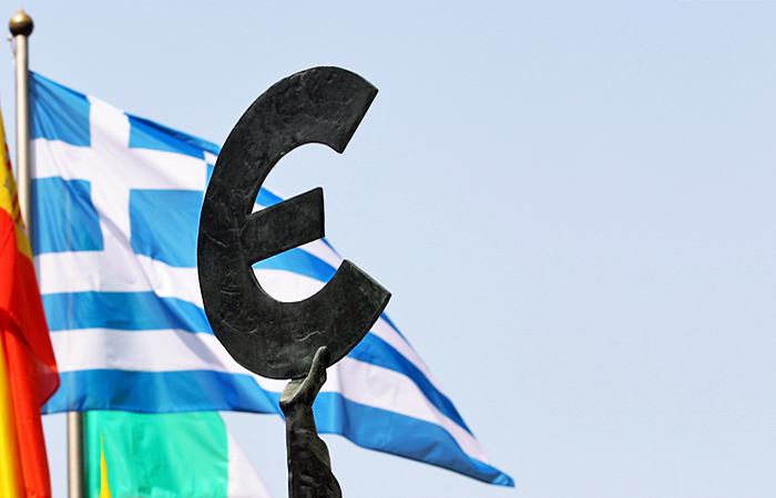 ЕЦБ повысил экстренное финансирование греческих банков на 3,3 млрд евро