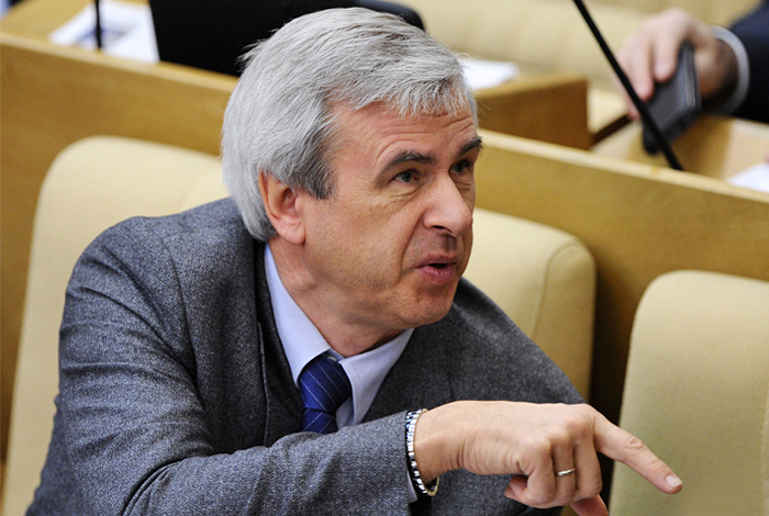 Депутат рассказал о планах властей Москвы активнее эвакуировать автомобили