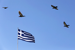 ЕЦБ оценил связанные с Грецией риски в 110 млрд евро