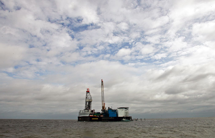 Великобритания пригрозила DEA Фридмана отзывом лицензии