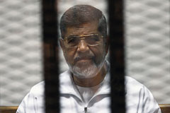 Суд Египта приговорил экс-президента Мурси к 20 годам тюрьмы