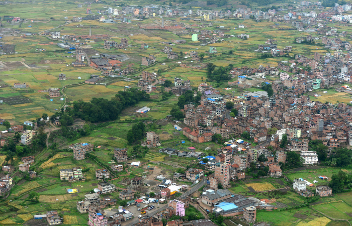Два самолета с российскими спасателями и гуманитарной помощью прибыли в Непал