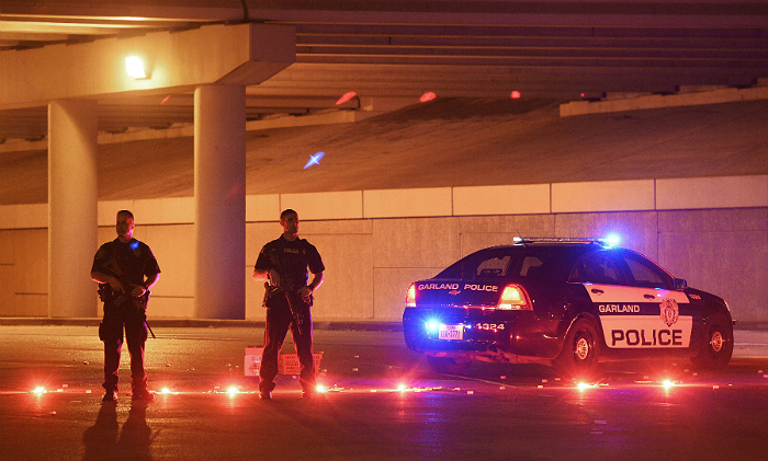 Эксперты нашли след ИГ в атаке на выставку в Техасе