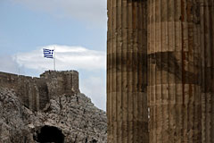 S&P снизило рейтинг Греции на фоне безрезультатных переговоров