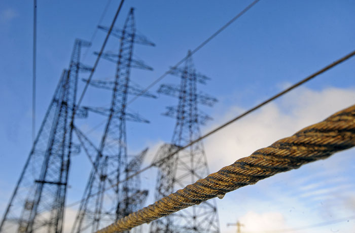 Украина отказалась платить России за поставляемую в зону боевых действий в Донбассе электроэнергию