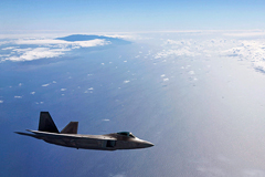 США пока не приняли решение разместить истребители F-22 в Европе