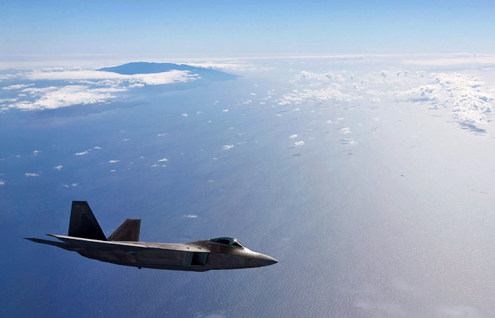 США пока не приняли решение разместить истребители F-22 в Европе