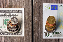 Евро опустился до $1,1010