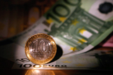 Евро превысил 69 рублей