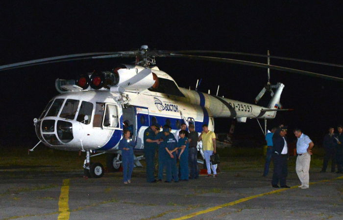 Водолазы подняли из воды тела погибших в катастрофе Ми-8 в Охотском море