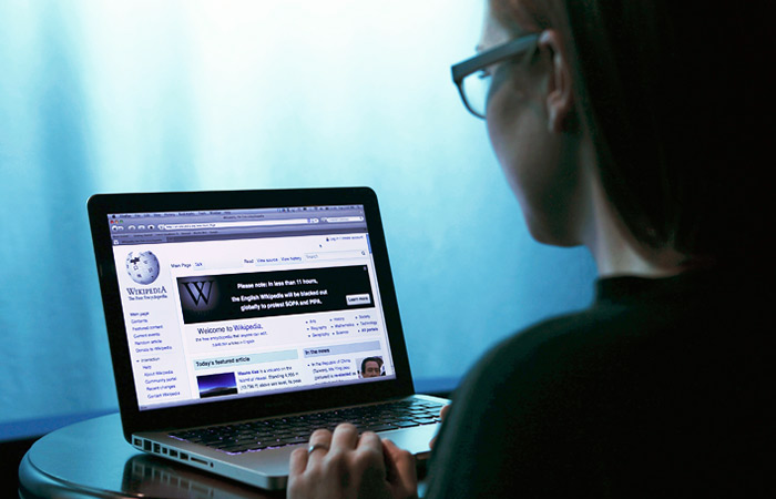 Роскомнадзор заявил о готовности полностью заблокировать "Википедию"
