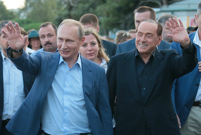 Путин предложил не решать "на улице" вопросы о ситуации в Донбассе