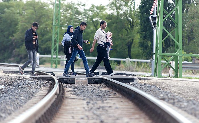 Германия приостановила участие в шенгенском соглашении