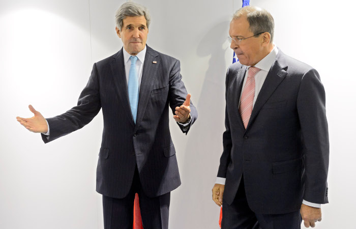 Лавров призвал Керри выступить против террористов единым фронтом