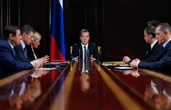 Медведев подписал постановление о санкциях против Украины