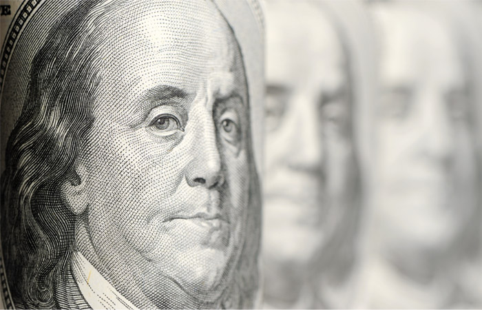 Доллар в очередной раз обновил максимум года