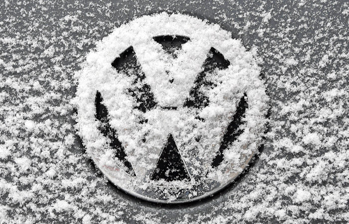   Volkswagen   2015    13 