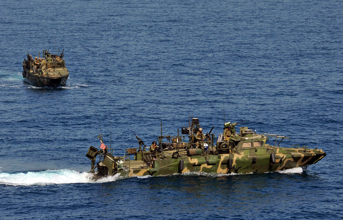 Иран освободил нарушивших границу американских моряков