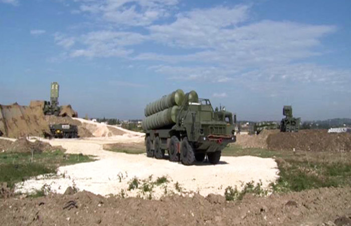 Судьбу размещенных в Сирии комплексов С-400 решит руководство РФ